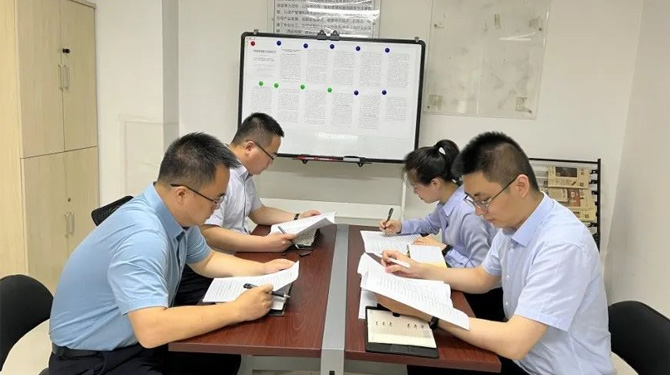 扶貧基金黨支部、第八黨支部、第四黨支部開展主題活動(dòng)